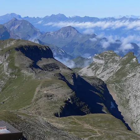 Berghaus Manndlenen- Weberhutte Grindelwald